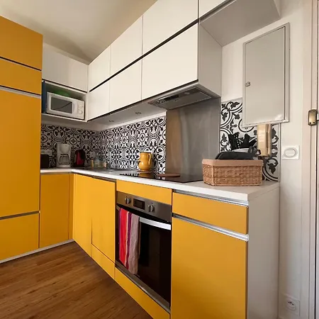 Apartment Lumineux 1 Au Coeur De Saint-jean-de-luz, Proche Et Halles - Fr-1-239-890