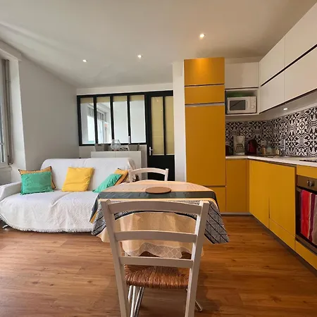 Lumineux 1 Au Coeur De Saint-jean-de-luz, Proche Et Halles - Fr-1-239-890 Apartment Saint-Jean-de-Luz