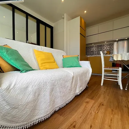 Lumineux 1 Au Coeur De Saint-jean-de-luz, Proche Et Halles - Fr-1-239-890 Apartment *